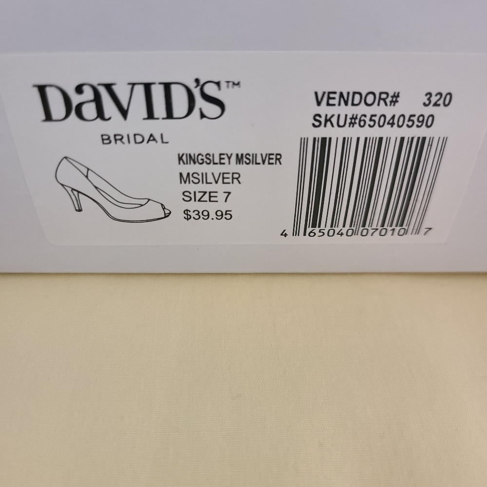 Women's silver peep toe heels - Picture 2 of 4